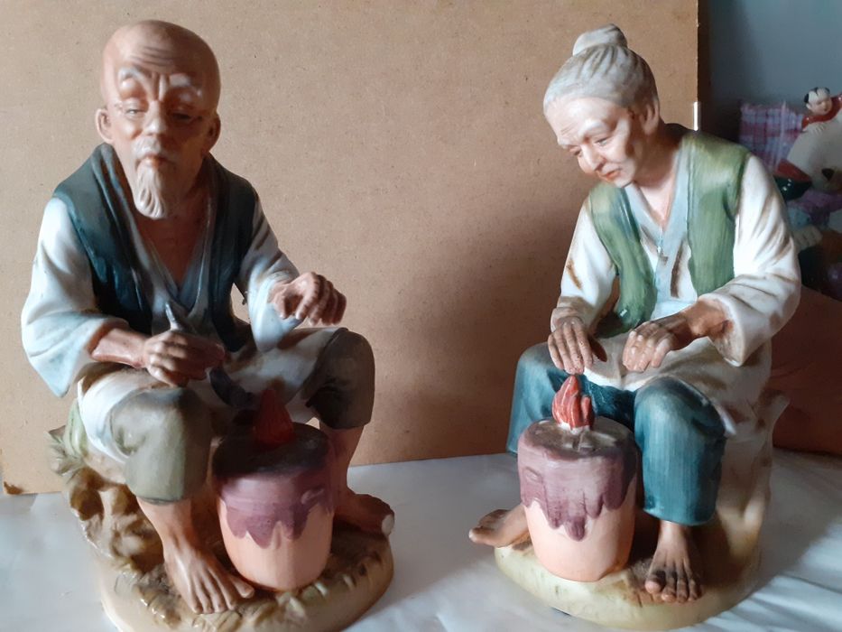 Decorações e loiça oriental antigas