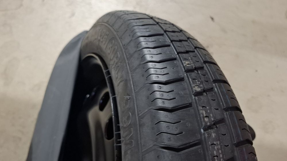 Roda de Emergência Mercedes-Benz