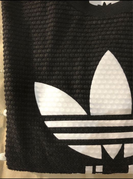 Camisola Adidas preta