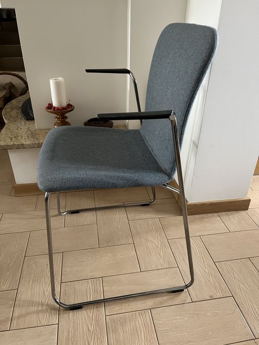 Fotele krzesła konferencyjne stołowe Profim jak nowe 4szt.