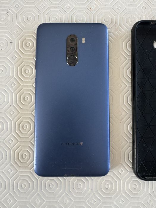 Xiaomi Pocophone F1 Display partido