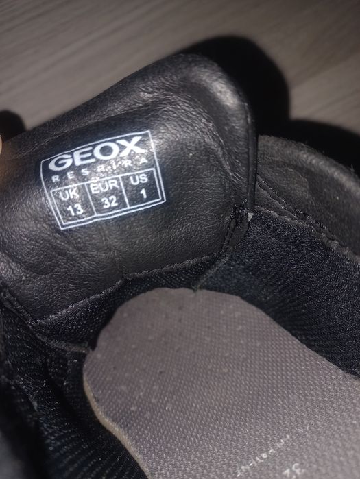 Кросівки Geox 32р
