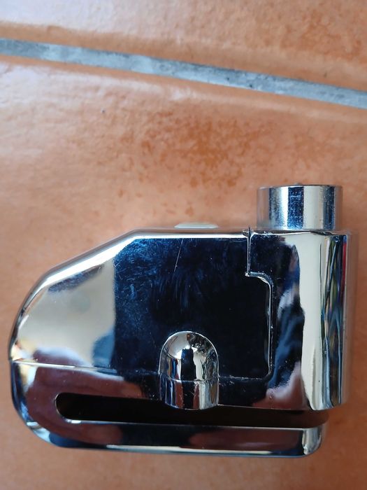 Cadeado antifurto para moto com alarme