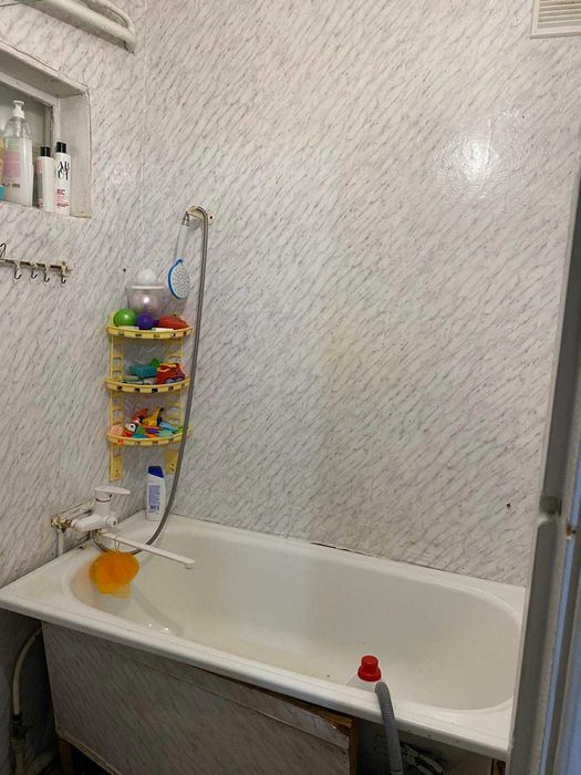 Продам 1-комнатную в Доброславе