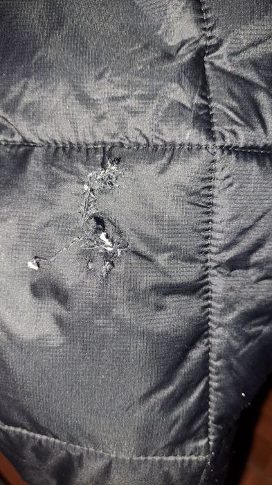 Куртка зимова Columbia,розмір S. Нюанс на рукаві!