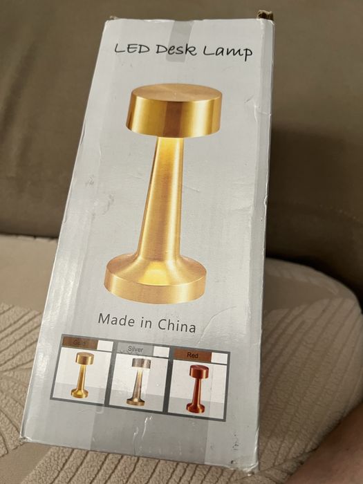 Luz Led candeeiro dourado