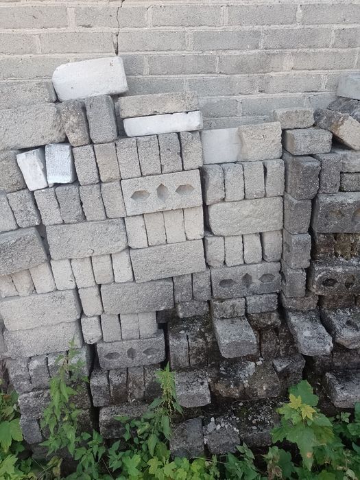 Ręczie robiona cegła sprzedam