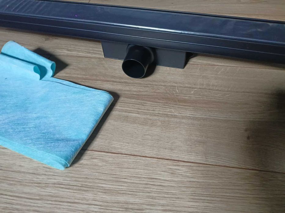 balneo odpływ liniowy czarny 80 cm głęboki