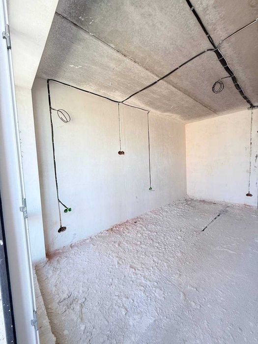 Величезна квартира в крутому комплексі з наповненням