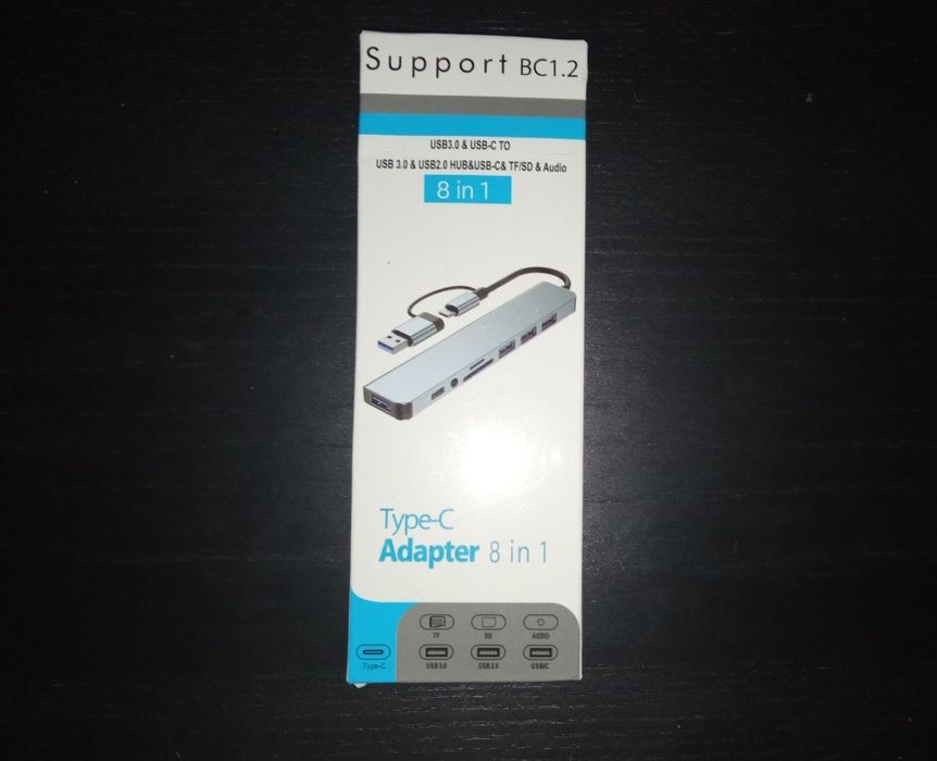 OTG Hub USB-C 8 em 1 USB e áudio 3,5 mm. Novo