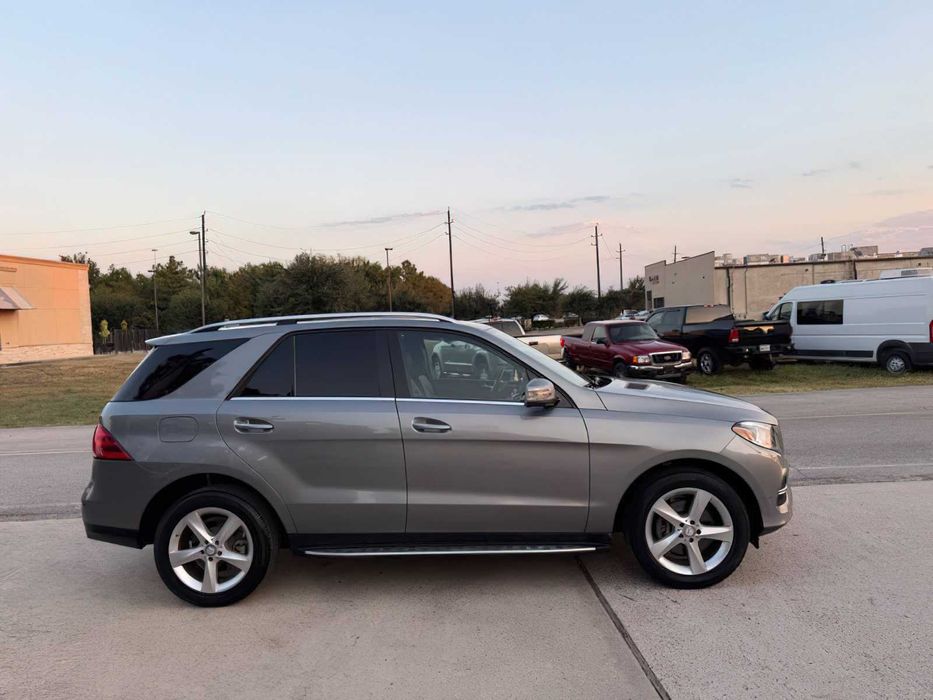 Mercedes-Benz GLE GLE 300d 4MATIC      2016