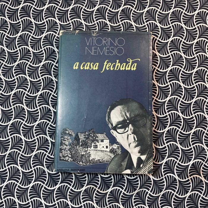 A Casa Fechada - Vitorino Nemésio