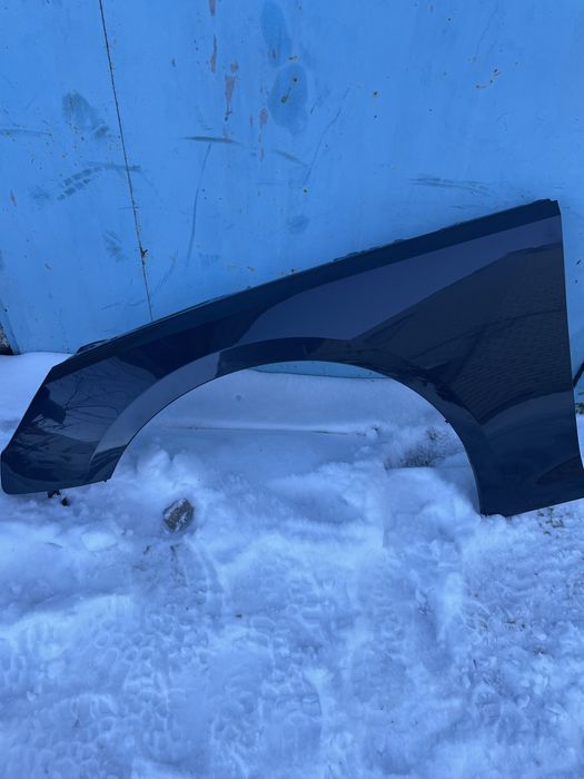 Крило переднє ліве audi a4b9  2020+ рест