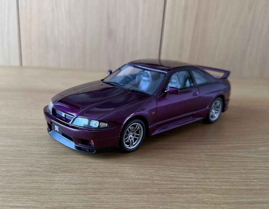 Nissan skyline r33 Otto 1:18