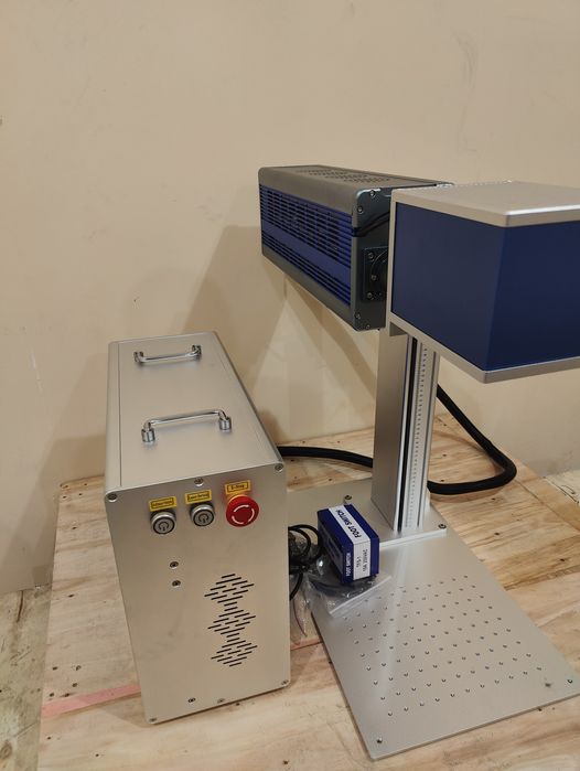 Лазерний гравер маркер CO2 для гравіювання по дереву RF 50 W
Сканатор