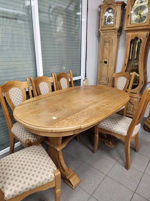 Дубовий стіл та 6 стільців