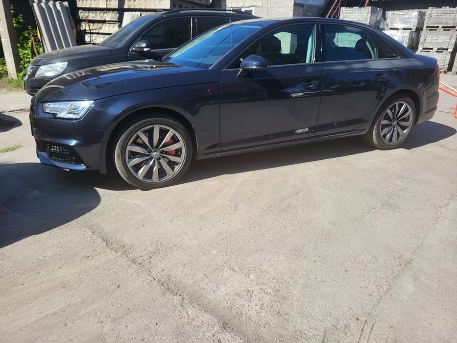 Audi a4 b9 2.0tfsi quattro