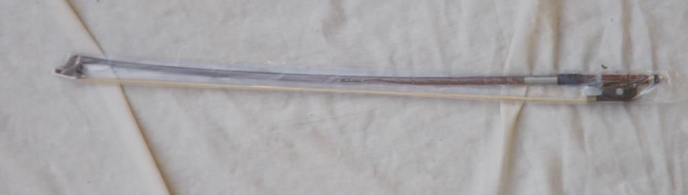 Arco de violoncelo novo