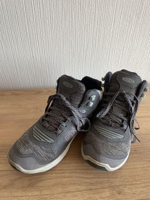 Демісезонні ботинки Keen 38 розмір