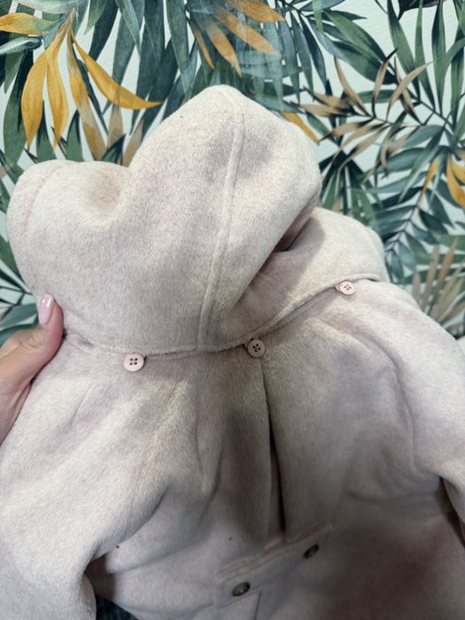 Рожеве пальто на дівчинку