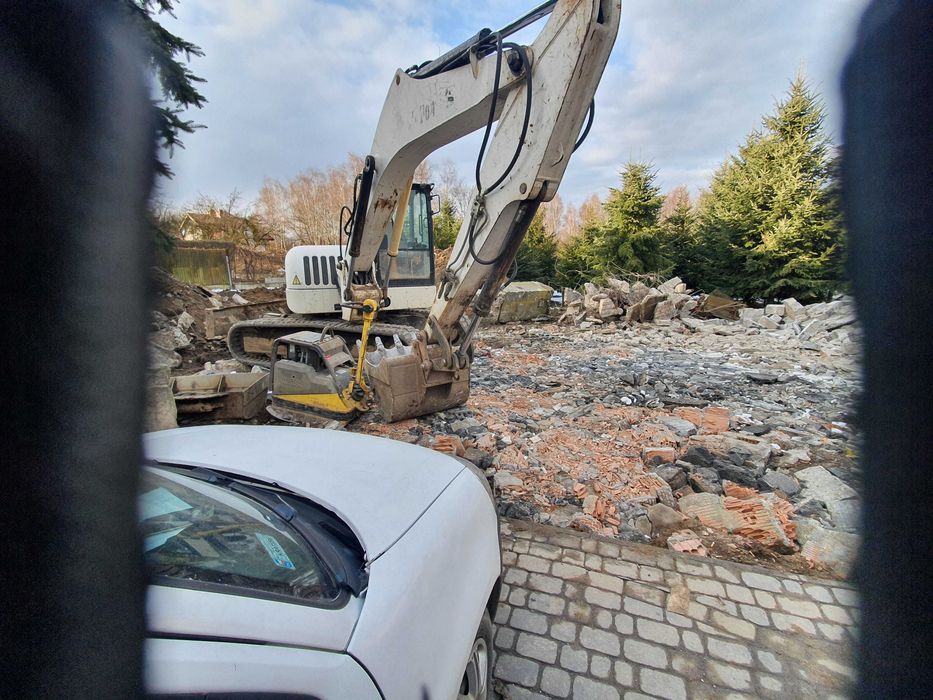 -Usługi Koparką  Wozidlem 6t Dogodne terminy szybka realizacja zlecen