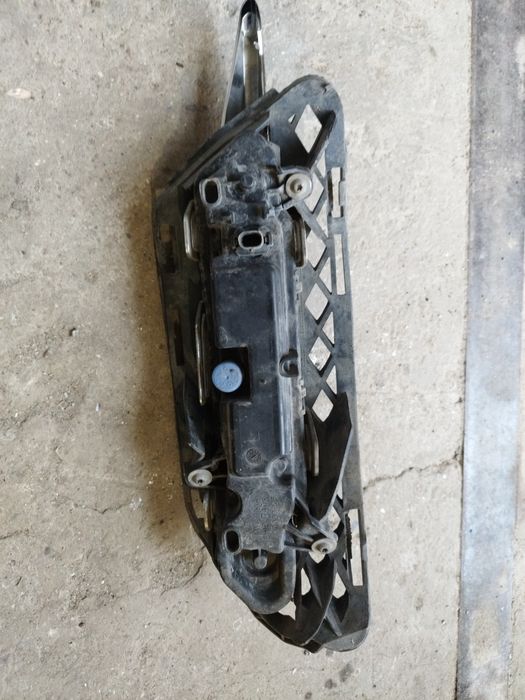 Ходовые огни с решеткой s221