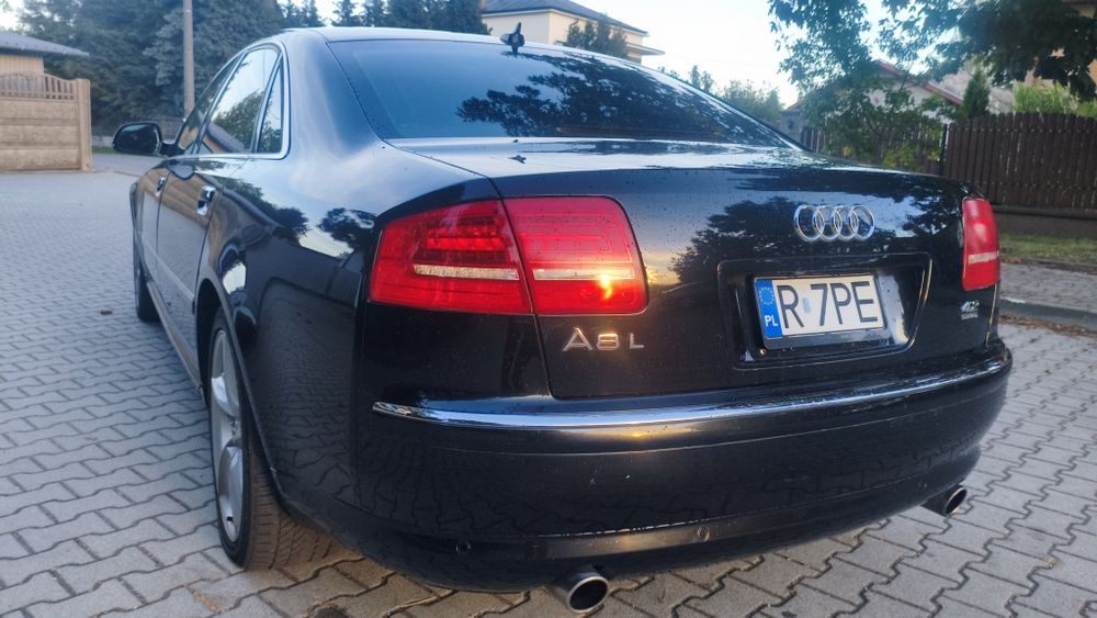Audi A8 L  4.2_350Km 2009R 24900ZL