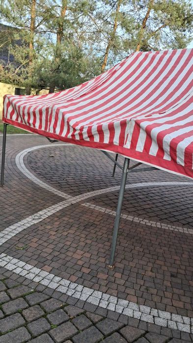 Namiot ekspresowy używany