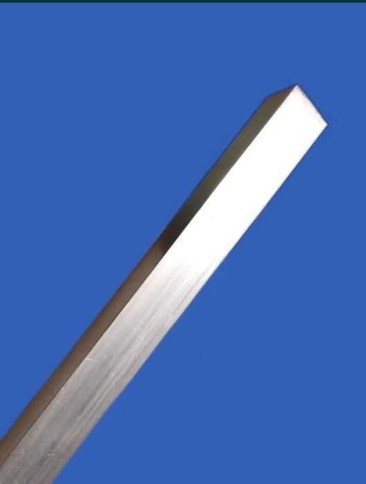 Уголок равносторонний 2х2 см