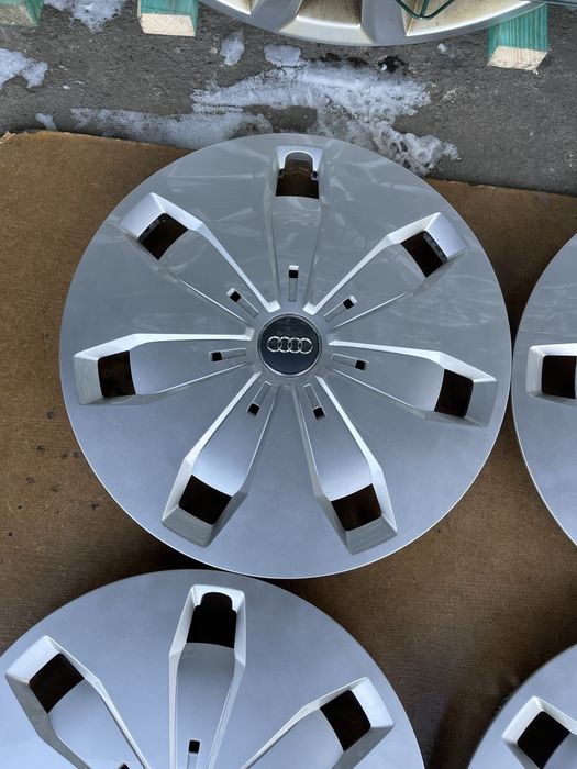 Ковпаки r16 Audi оригінал покришки