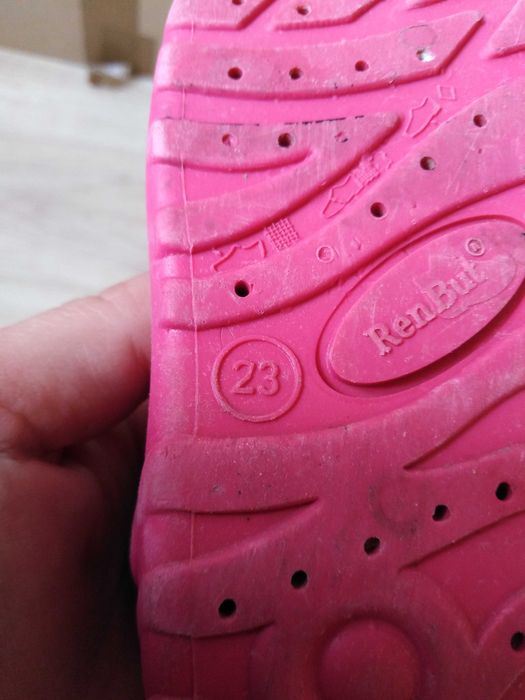 buty kapcie Renbut rozm. 23