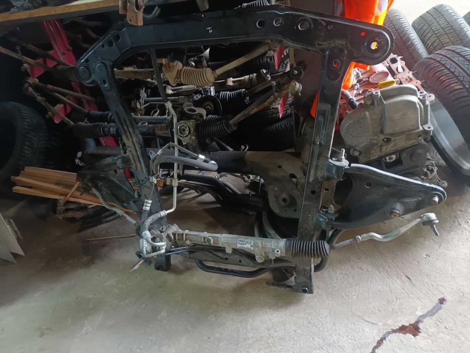 Задняя балка Renault Dacia Logan  mcv  largus