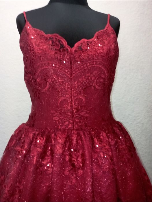 Красива вечірня святкова сукня червоного кольору | Коктейльна сукня