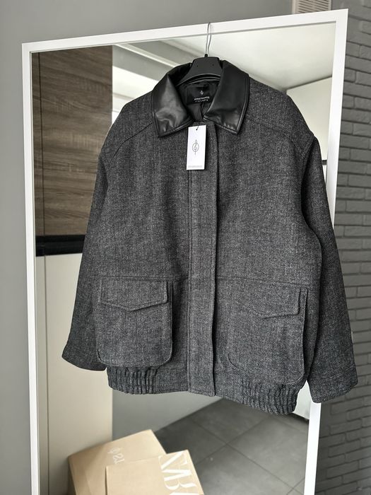 Куртка ялинка з комірцем від Stradivarius, M