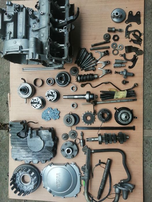 Продам залишки YZF 600R, FZR600