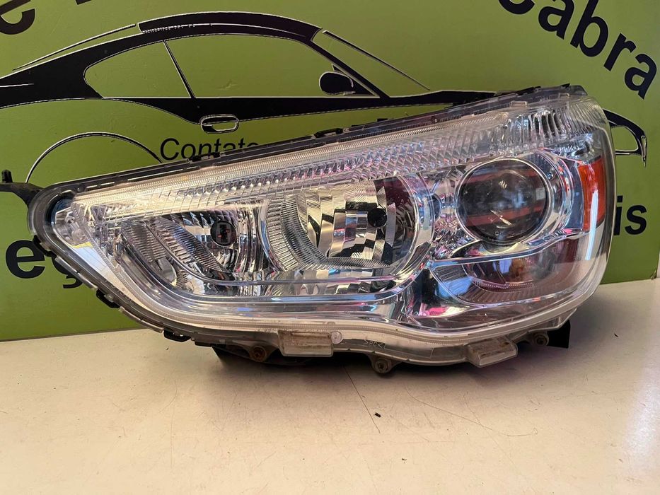 Mitsubishi ASX - Farol Xenon Esquerdo - FF885