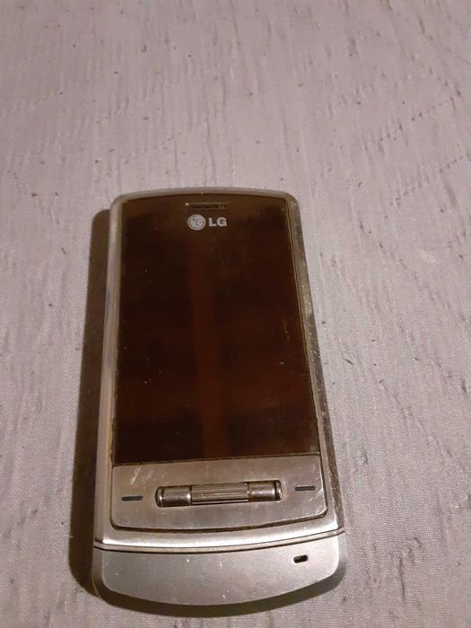 Dwa   Używane Telefony NOKIA -LG Samsung SonyEricsson bez Ładowarek