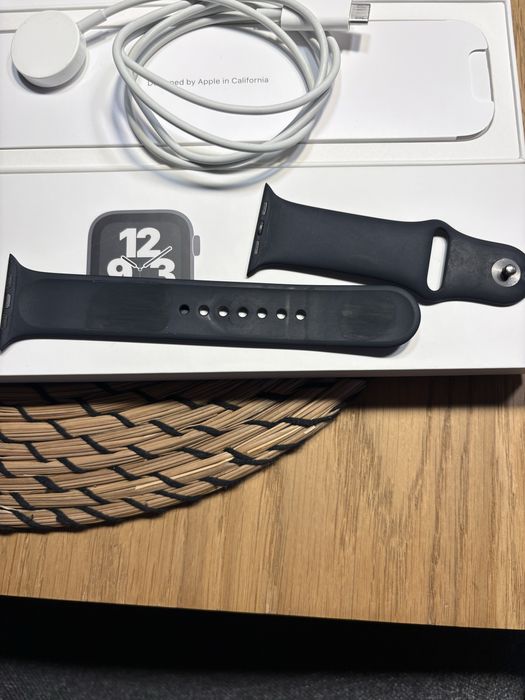 Apple Watch SE Uszkodzony, zobacz opis