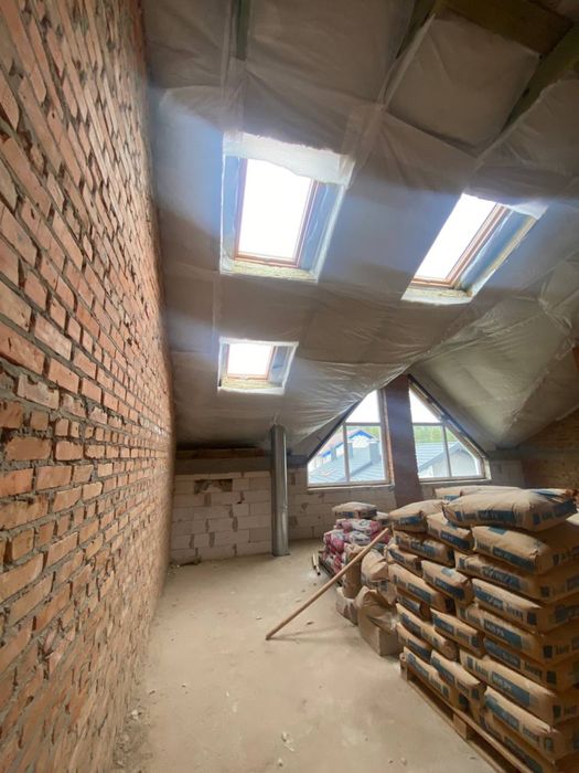 Готовий таунхаус під чистову обробку 102м2