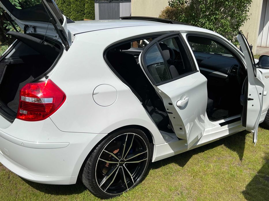 BMW Seria 1 118d  SPORT LINE