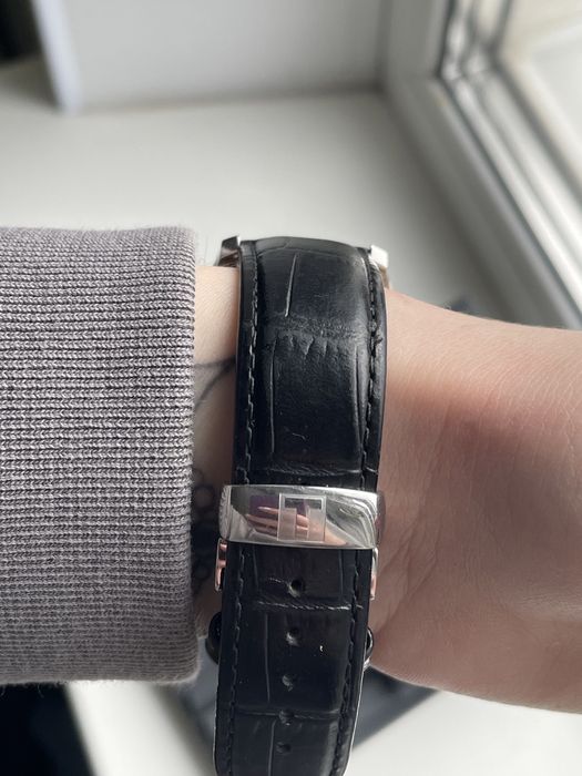 Кварцевые часы Tissot 1853