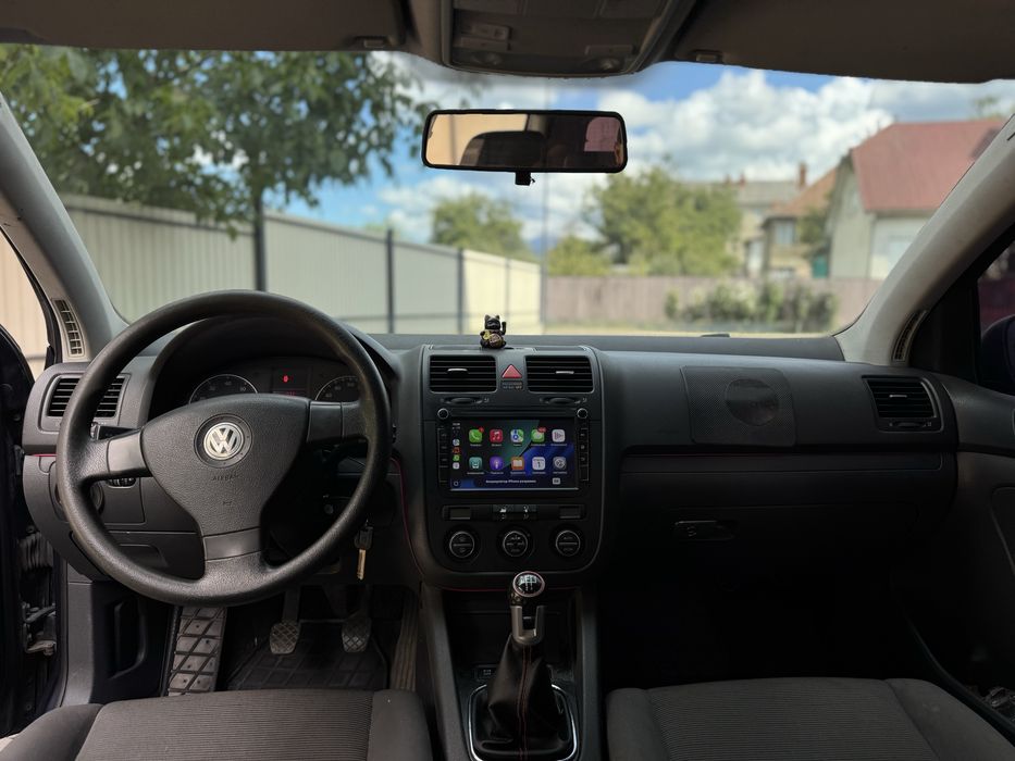 Volkswagen Golf 5 1.4 mpi