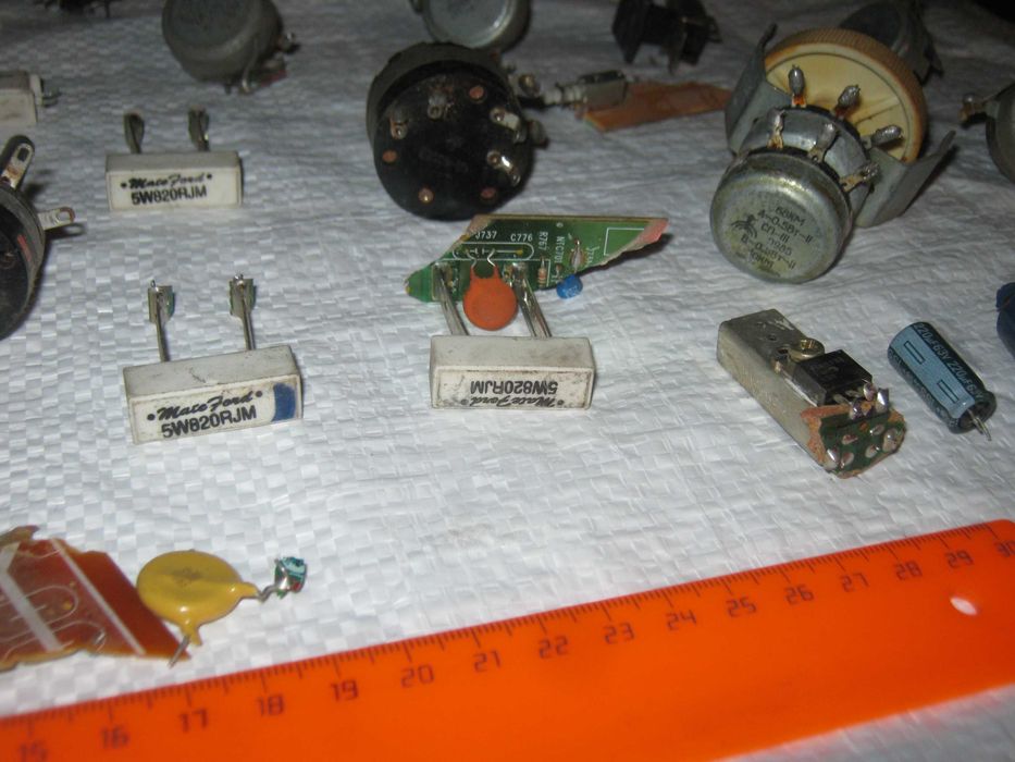 Радиодетали,комплектующие.