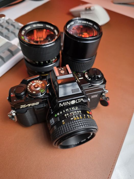 Плівкова камера Minolta X-700 в ідеалі + 3 об'єктиви.