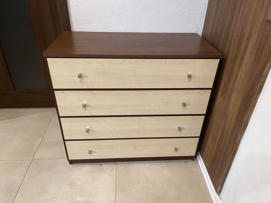 Komoda z 4 szufladami