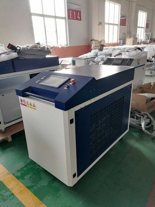 Laser czyszczący 6000 W