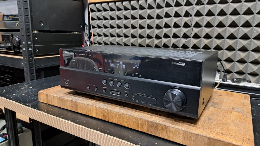 Amplituner Yamaha RX-V373