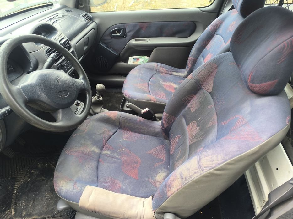 Vendo Renault Clio Comércial