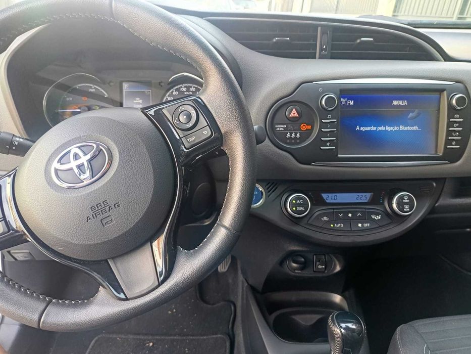 Toyota Yaris Hibrido