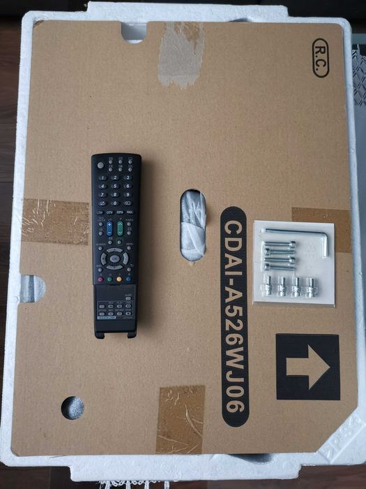 Telewizor Sharp Aquos LC-42DH77E 42" LCD + pilot + Karton/Sprawny